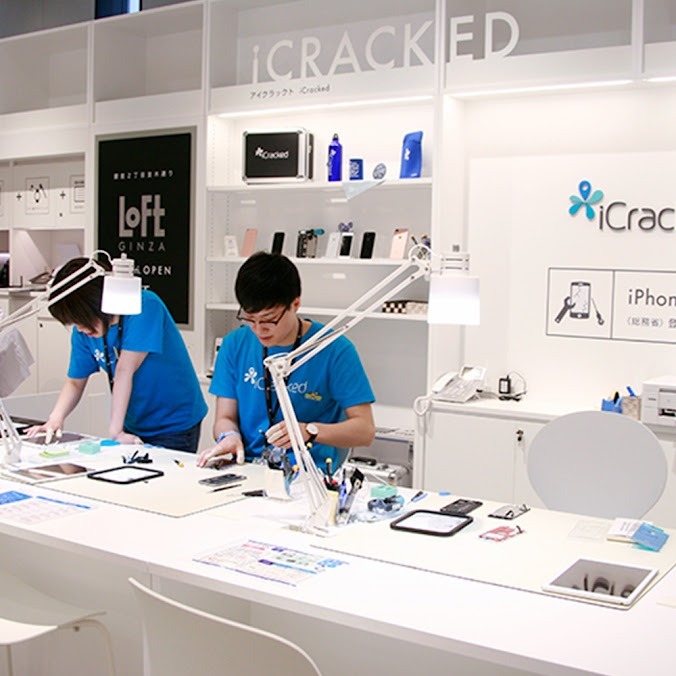 iCracked Store 銀座ロフト