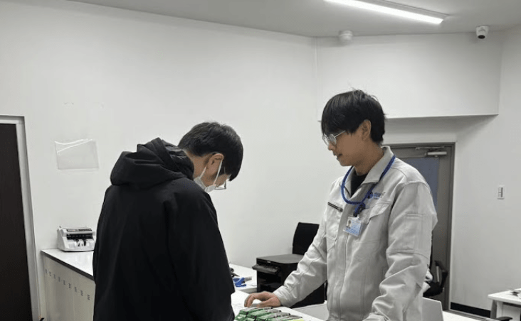 海峡通信池袋駅前店