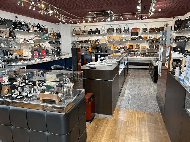 質屋の質セブン