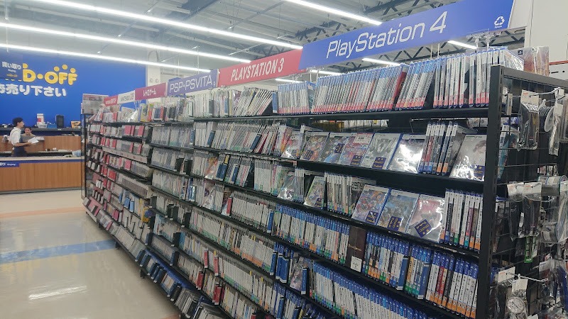 ハードオフパワーセンター松阪店の店内