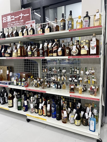 良品買館 上田バイパス店の内観