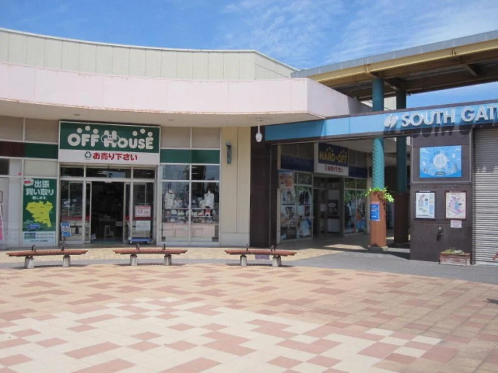 ハードオフイオンタウン水戸南店の内観