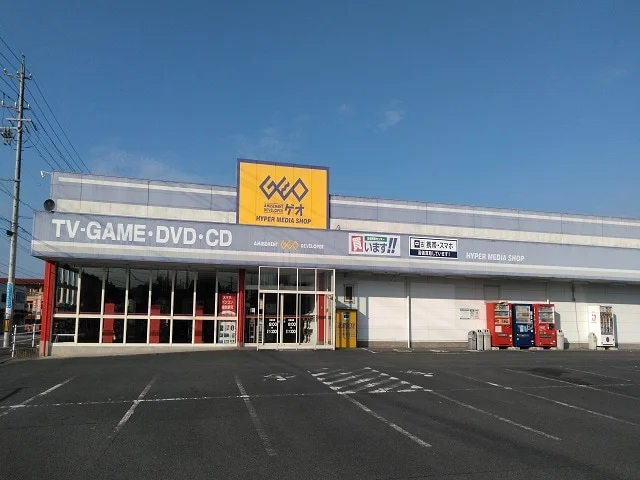 ゲオ名張店の外観