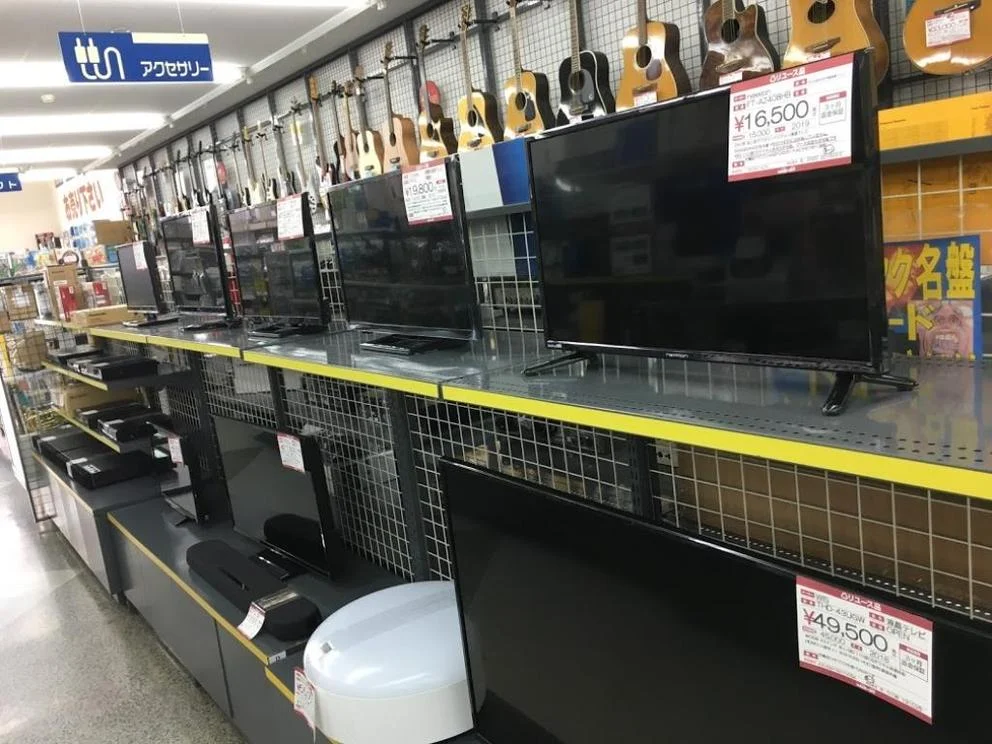 ハードオフ東浦店の内観