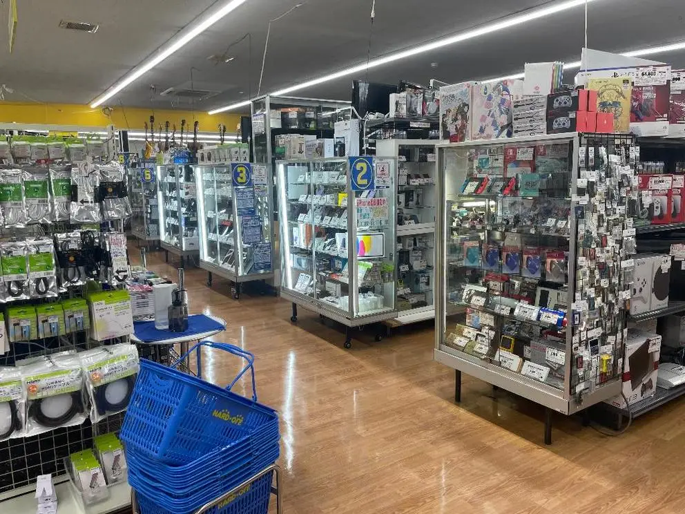 ハードオフ大泉店の外観
