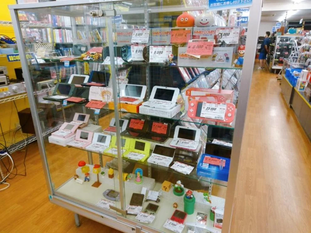 ハードオフさいたま深作店の内観